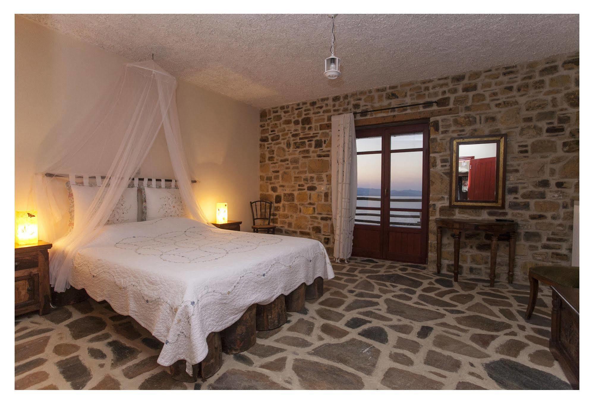 Ethaleia Hotel Moúdhros Dış mekan fotoğraf